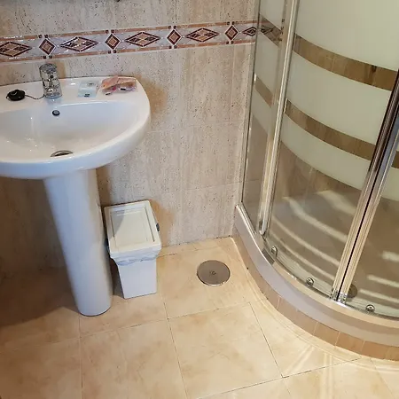 Fan Flat Rosaleda Apartment