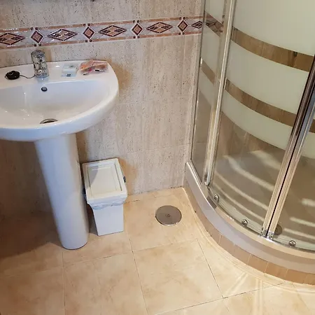 Fan Flat Rosaleda Appartement
