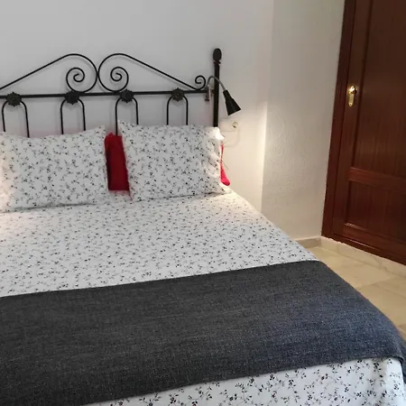 Fan Flat Rosaleda Appartement